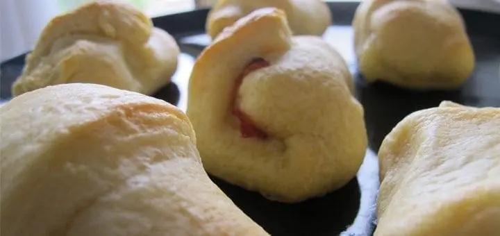 “Foodie” Fun for Kids: Ham and Cheese Croissants