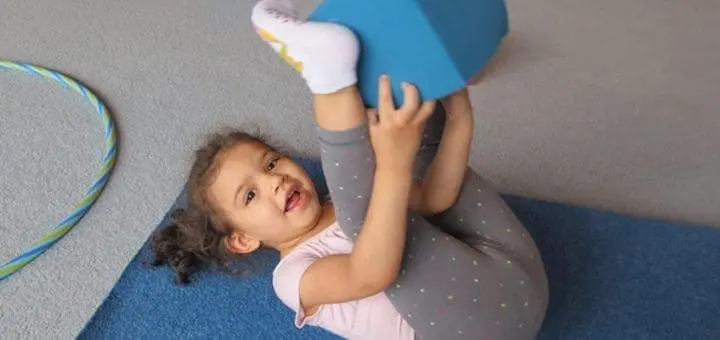 ASK Angie ASL - Exercising with Deaf children