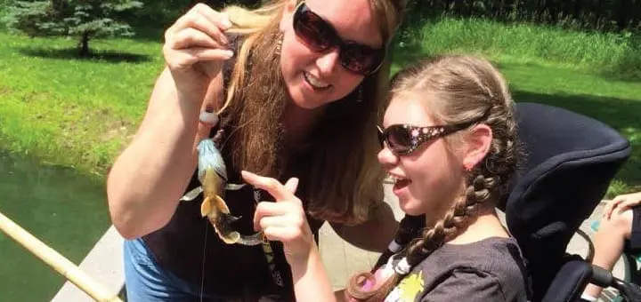 “Mom & Me” 2016 Cover Winner: Shannon & Alyssa