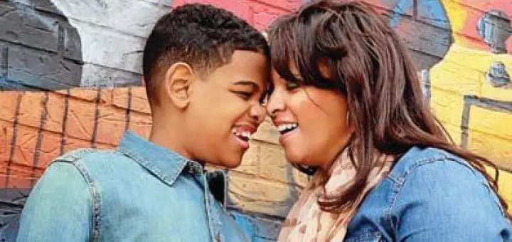 2015 Cover Winner: Mary & Justin