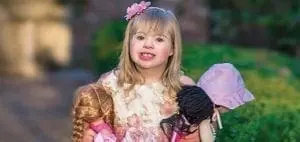 2017 Cover Winner: Amelia Grace Vitacco