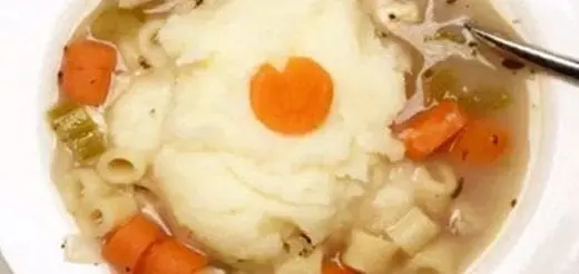 Slow Cooker Chicken Noodle Soup and a Scoop Easy Recipe