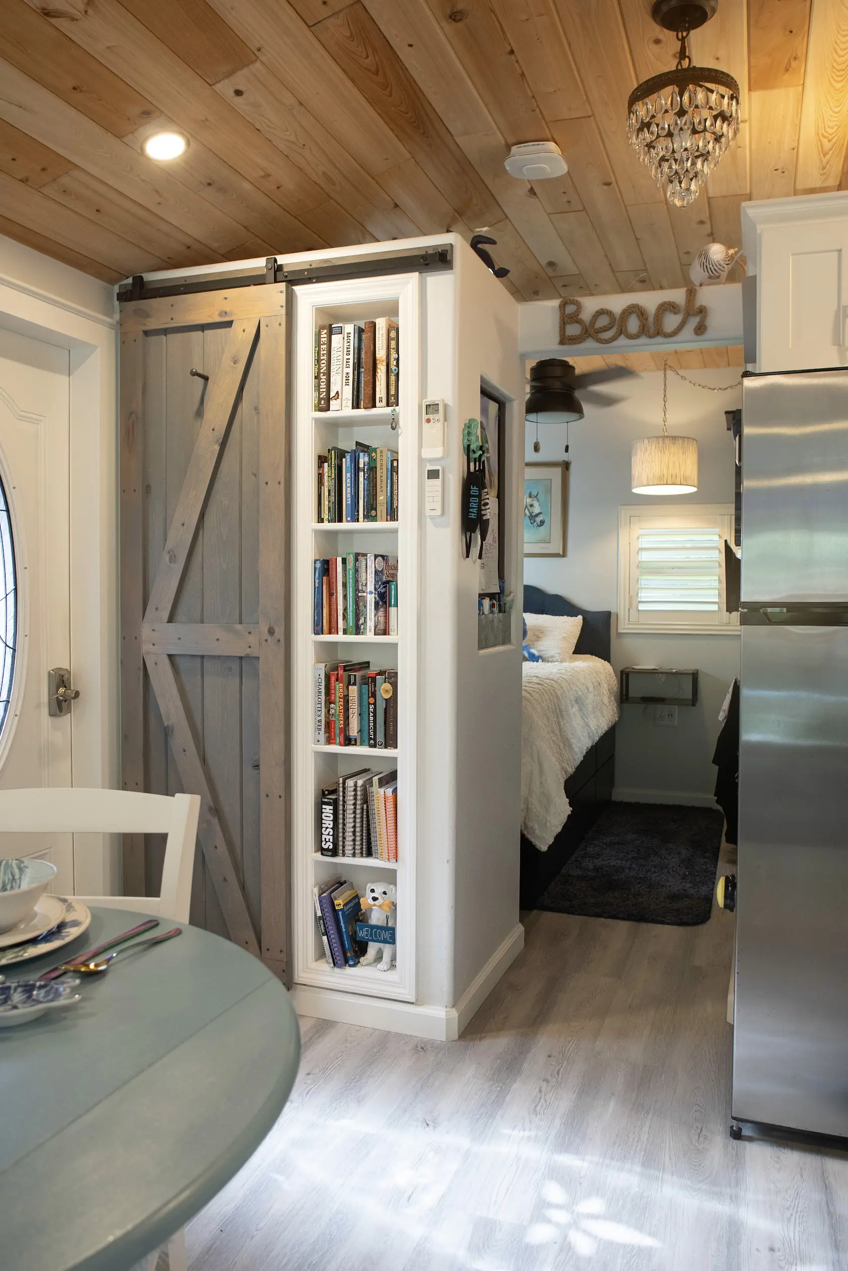 Amandas Tiny Mansion