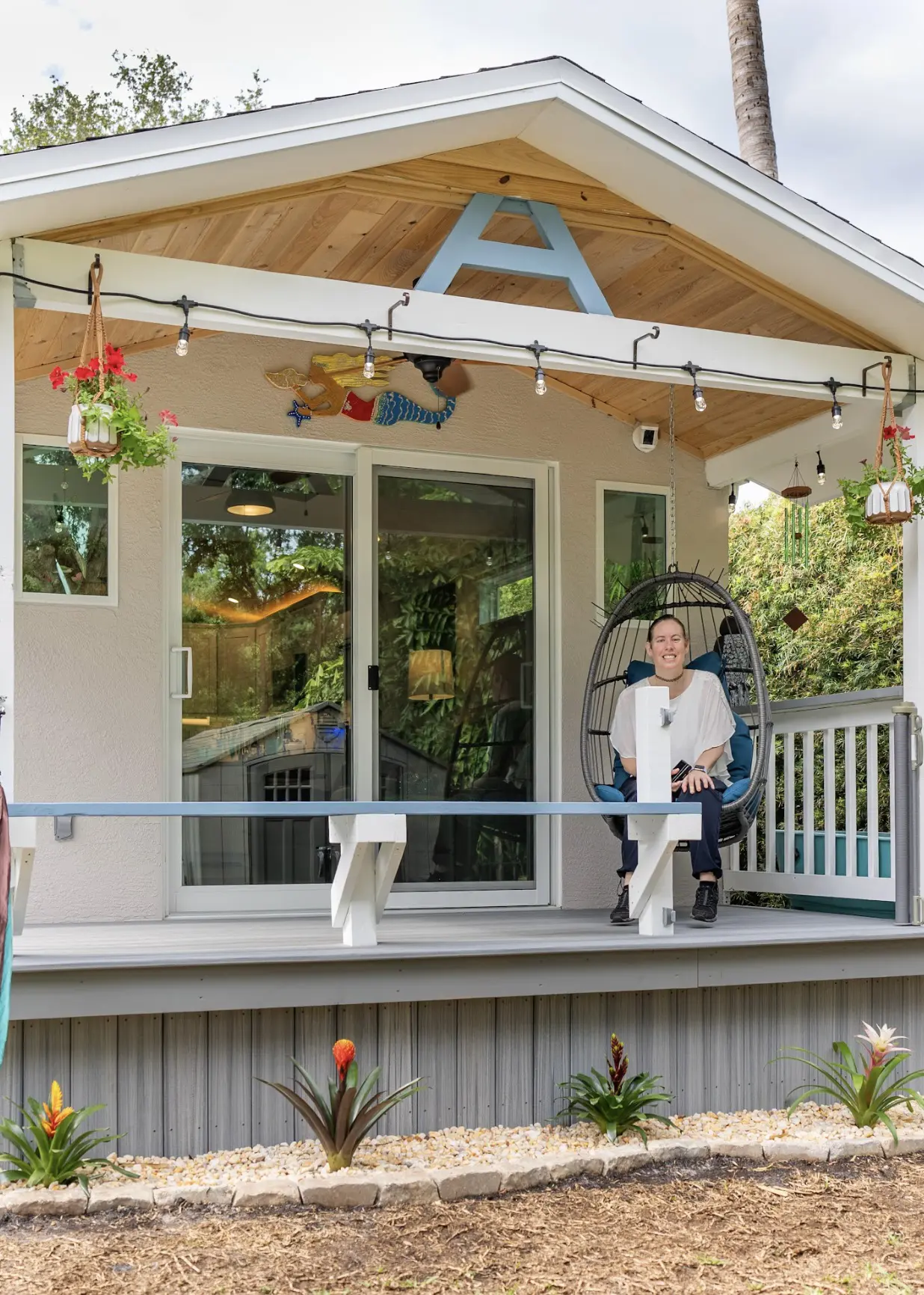 Amandas Tiny Mansion